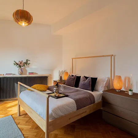 3br Atrium Penthouse By Cismigiu - Bright & Spacious With Balcony דירה