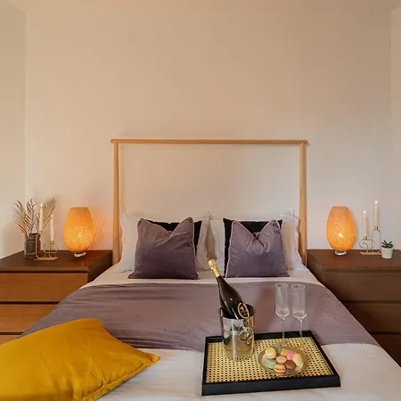 Lägenhet 3br Atrium Penthouse By Cismigiu - Bright & Spacious With Balcony Bukarest