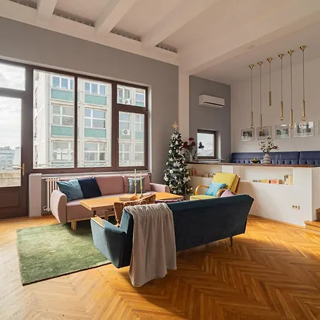 3br Atrium Penthouse By Cismigiu - Bright & Spacious With Balcony